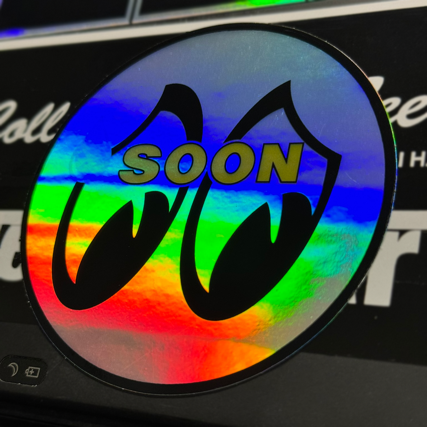 Sooneyes (holographic)